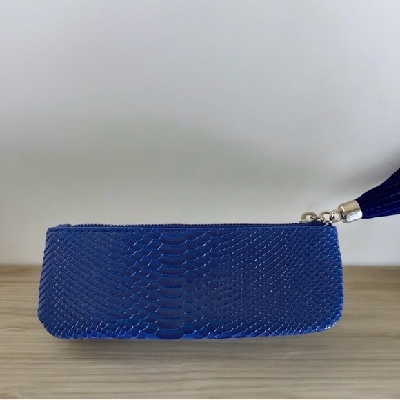 NEW Babe Lash Blue Tassel Makeup Cosmetic Bag Zipper Closure Silver Name Plate - Picture 7 of 8